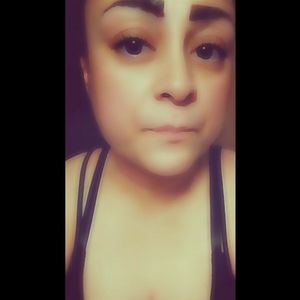 Meet your Posher, Gloria